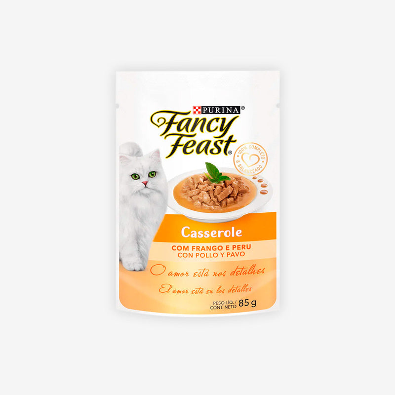 Ração Úmida Fancy Feast para Gatos Adultos sabor Casserole de Frango e Peru 85g