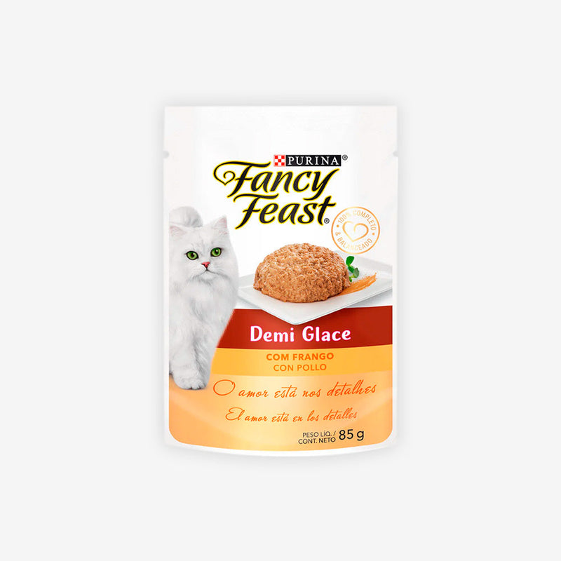 Ração Úmida Fancy Feast para Gatos Adultos sabor Demi Glace de Frango 85g